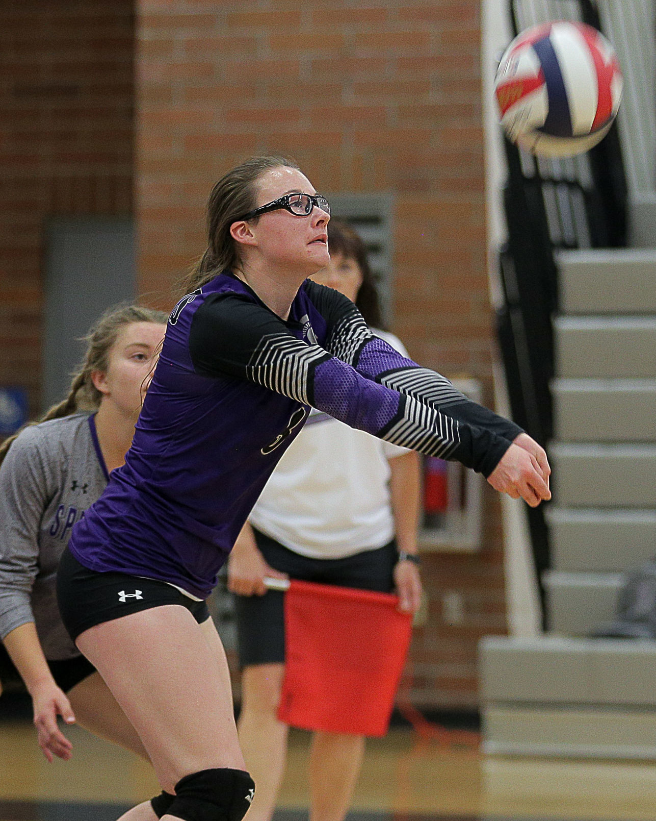 Truckee at Spring Creek Volleyball - 1st Set (11).jpg